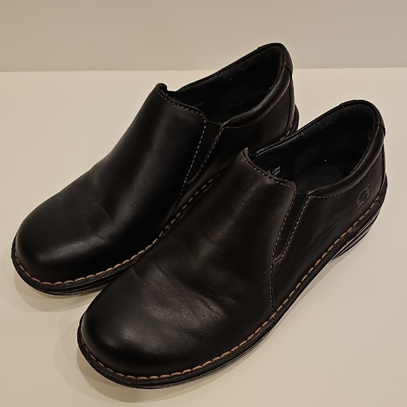 Born Women's Black Leather Loafer Size 7 - Picture 3 of 9